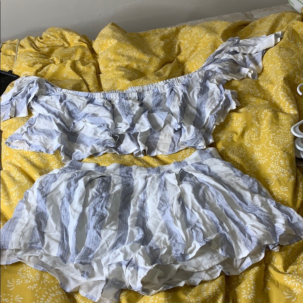 Fashion Nova 2-piece set